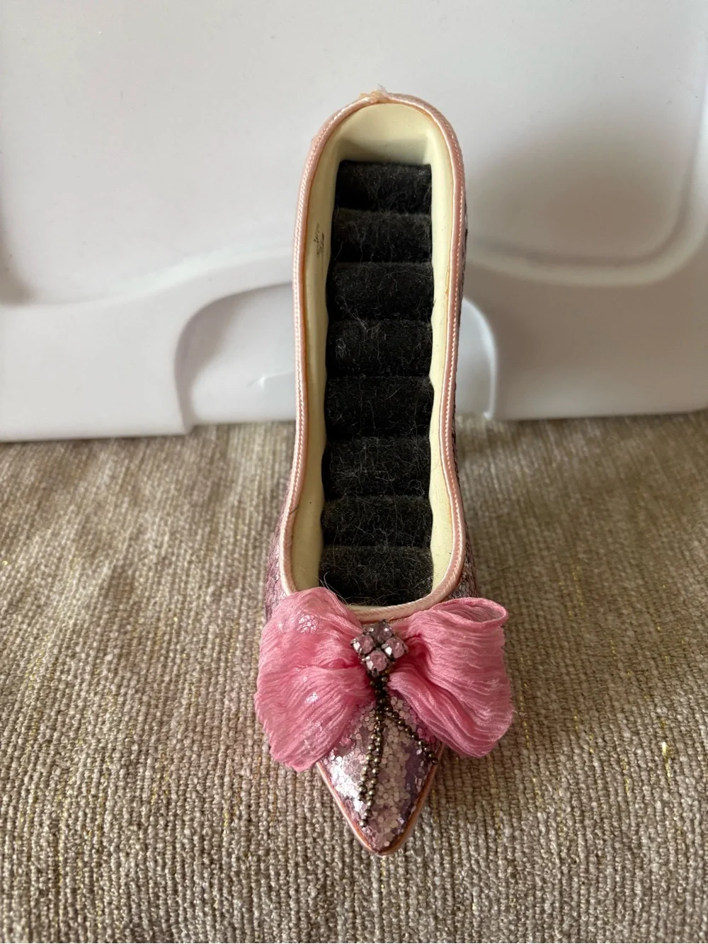 Pink Glitter High Heel Ring Holder with Fabric Bow